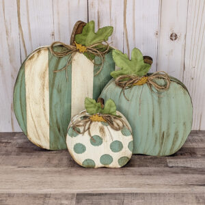 Wooden Pumpkins, Rustic Fall Decor, Autumn Rustic centerpieces, Shelf sitter, 3 pumpkin set, decor, Halloween decor, fall, Farmhouse, mantel - Green