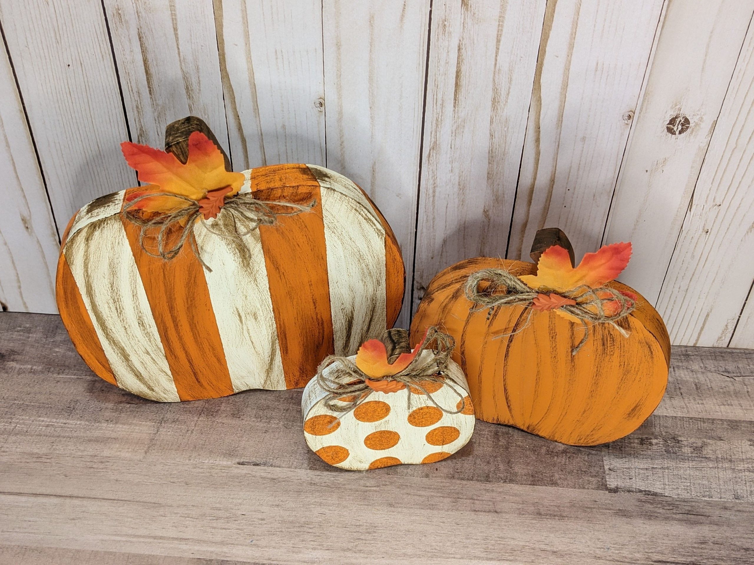Orange Rustic Wooden Pumpkin Set - Image 4