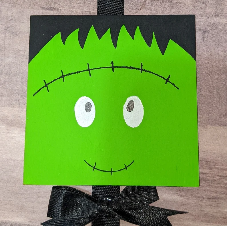 DIY Kit Spooktacular Halloween Hanger - Image 3