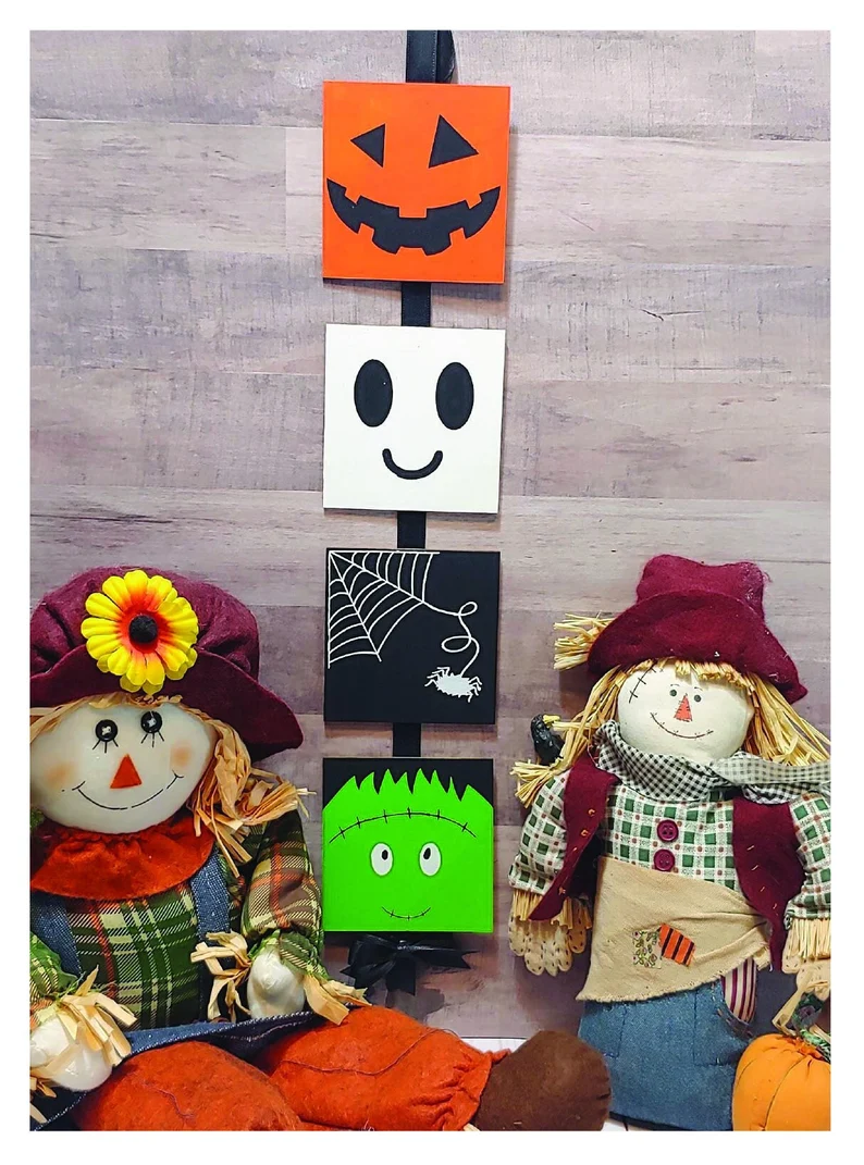 DIY Kit Spooktacular Halloween Hanger