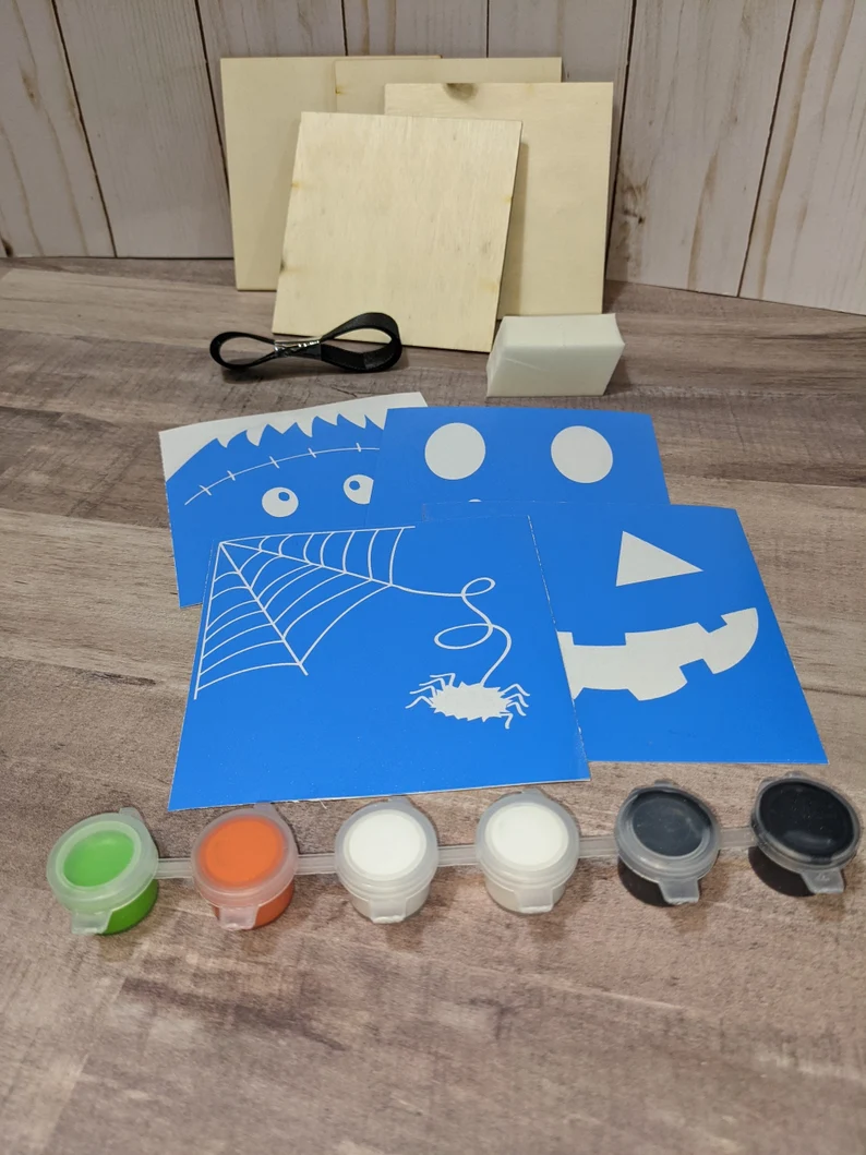 DIY Kit Spooktacular Halloween Hanger - Image 2