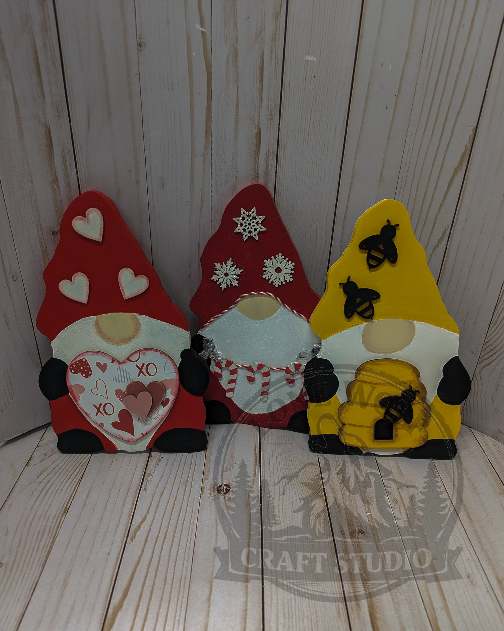 Cheerful Beehive Gnome - Image 8